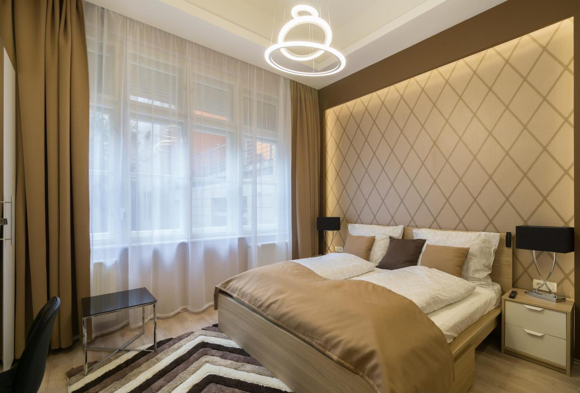 Exlcusive & City Central Located Suite By Prestige Homes Budapest Eksteriør billede