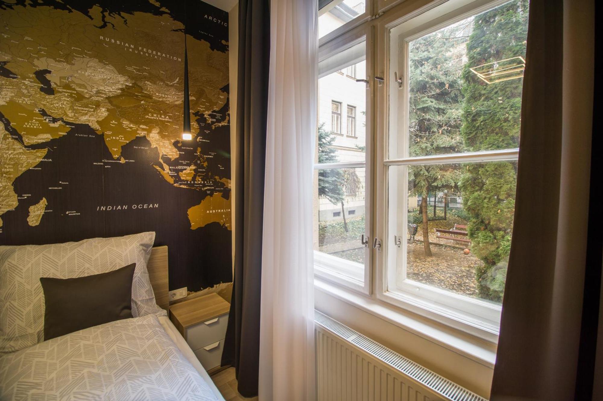 Exlcusive & City Central Located Suite By Prestige Homes Budapest Eksteriør billede