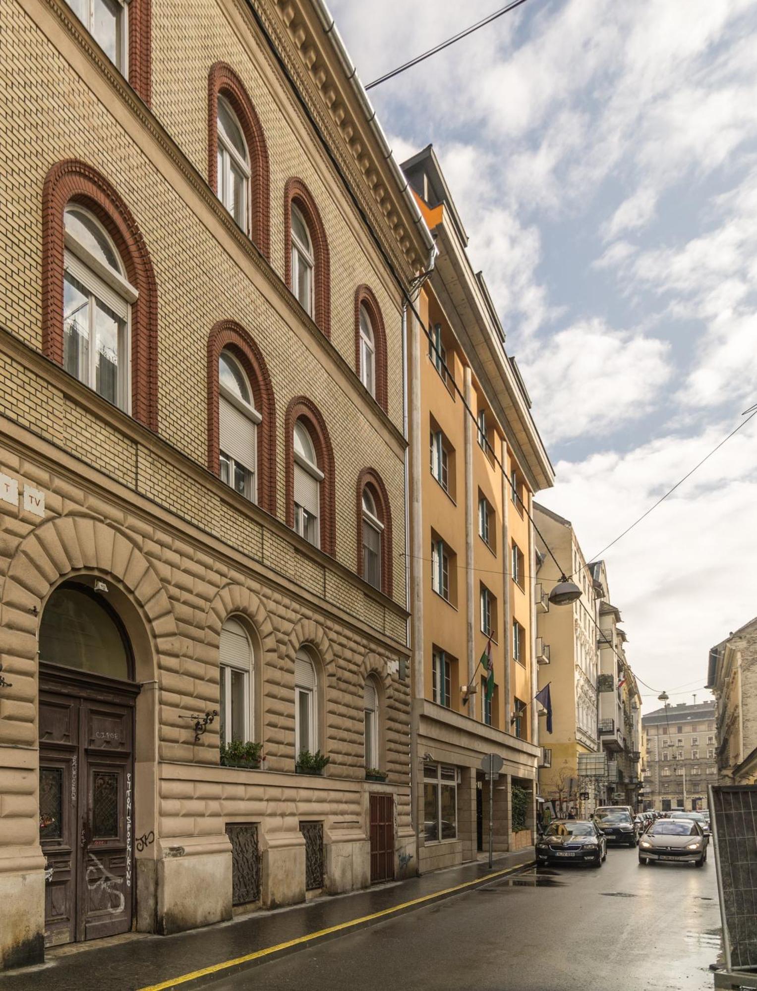 Exlcusive & City Central Located Suite By Prestige Homes Budapest Eksteriør billede