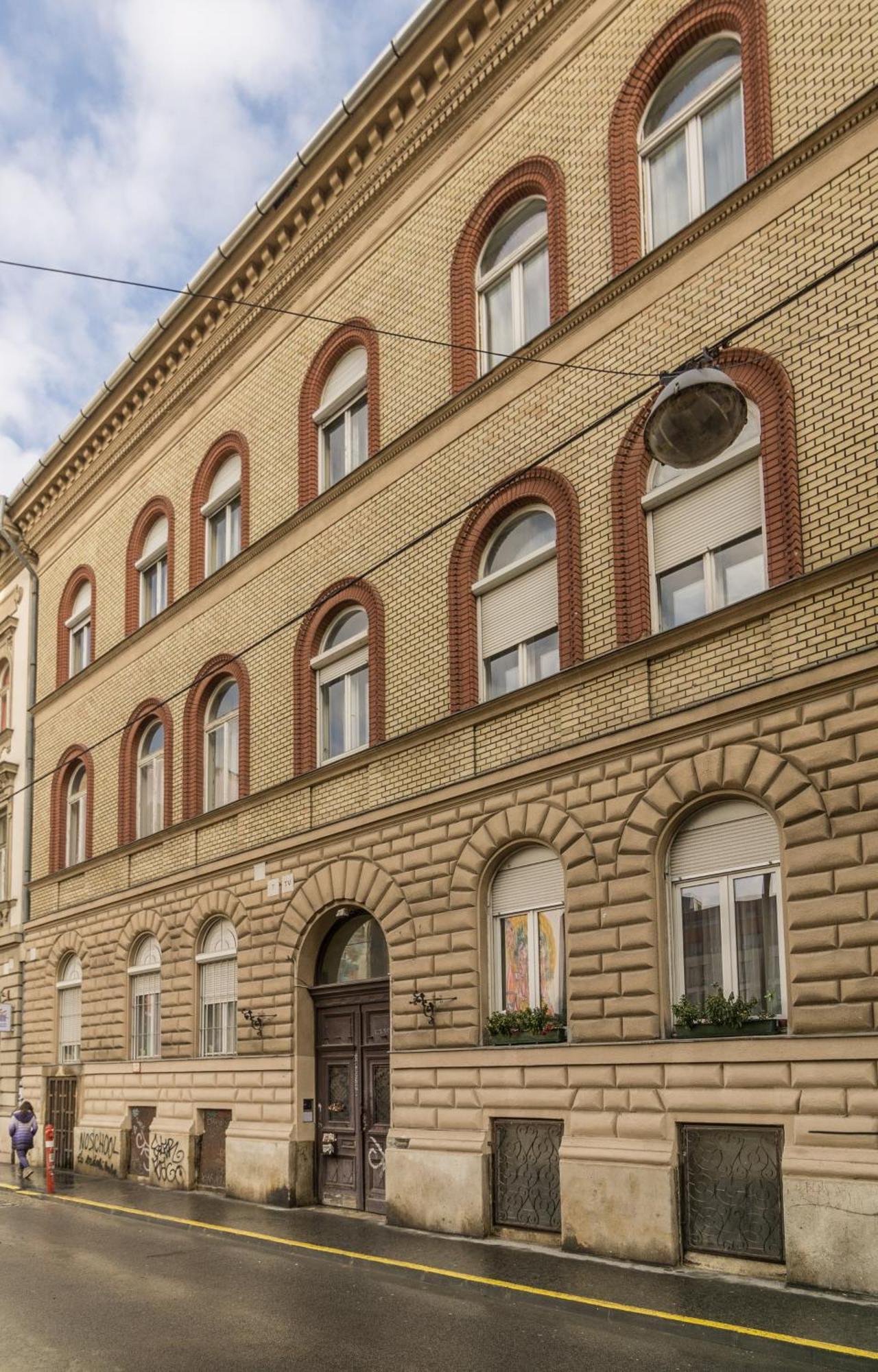Exlcusive & City Central Located Suite By Prestige Homes Budapest Eksteriør billede